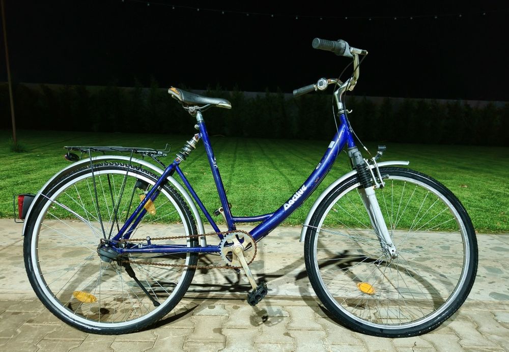 Bicicleta dama Lady vintage cu amortizor
