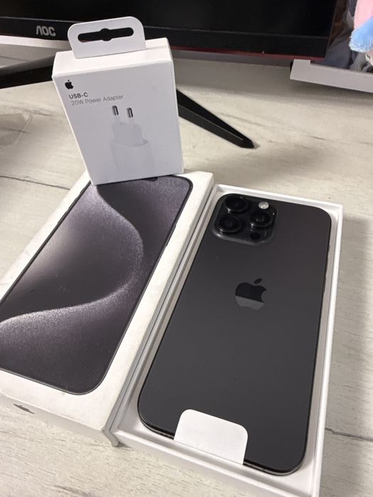 Iphone 15 Pro Max 256Gb ca Nou la cutie 96% baterie