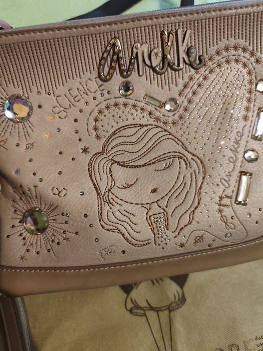 Дамска чанта Аnekke