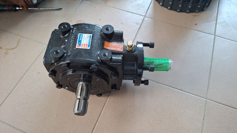 Reductor tocator 1/3