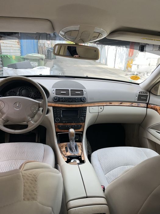 Mercedes E200 2005 automata