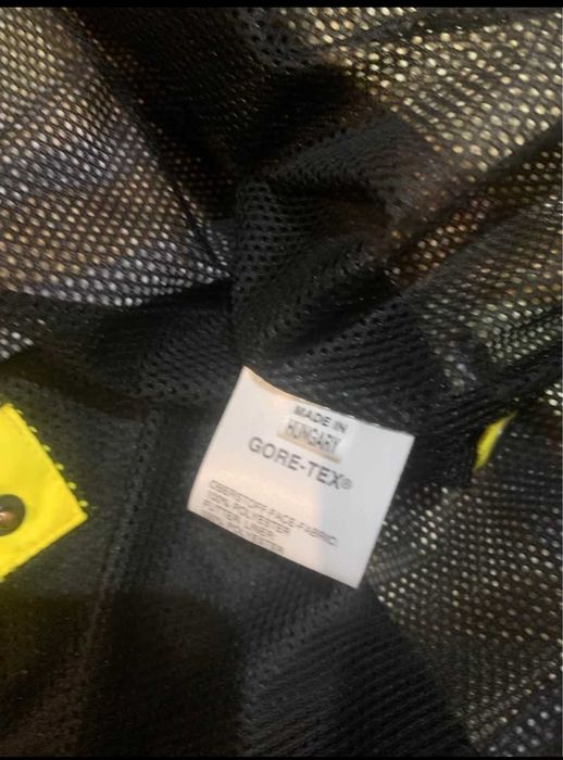 Gore-texветровка