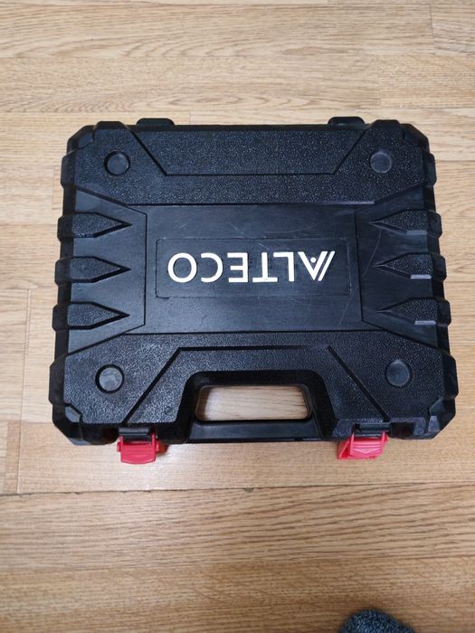 Продам шуруповерт