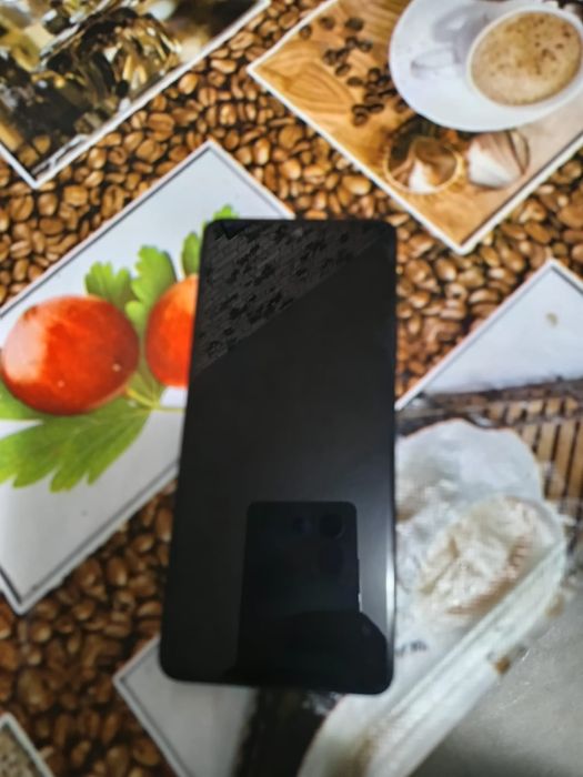 Vând telefon Huawei nova9 Se