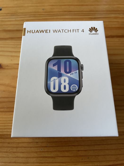 Смарт часовник HUAWEI Watch Fit 4