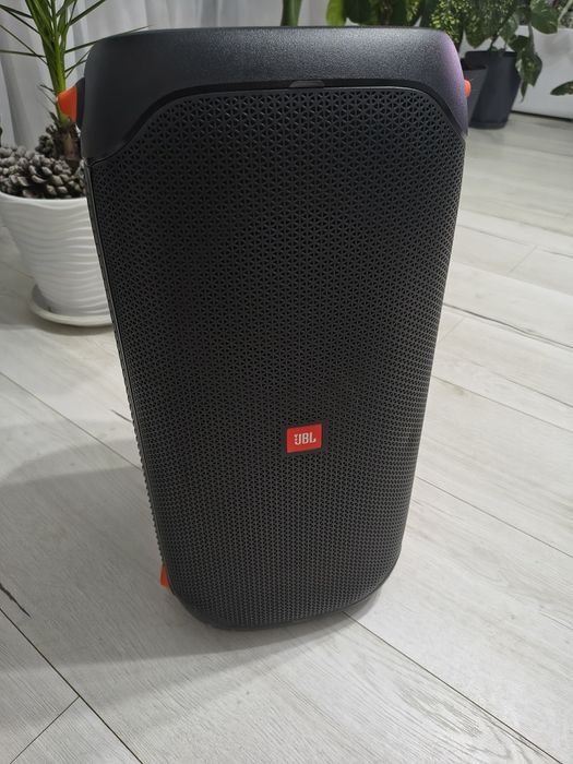 Boxă portabila jbl