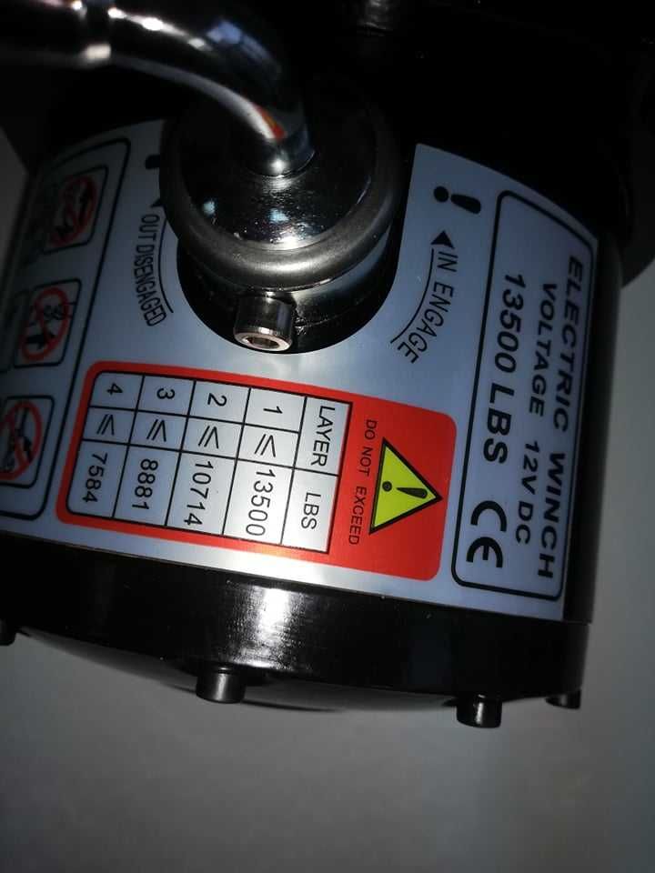 Лебедка 13500 либри, 12V, електрическа,Titan, за джип, за пътна помощ