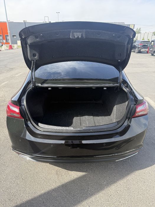 Malibu 2 Premier Yili-2022 AvtoKredit 1 kunda toza moshina