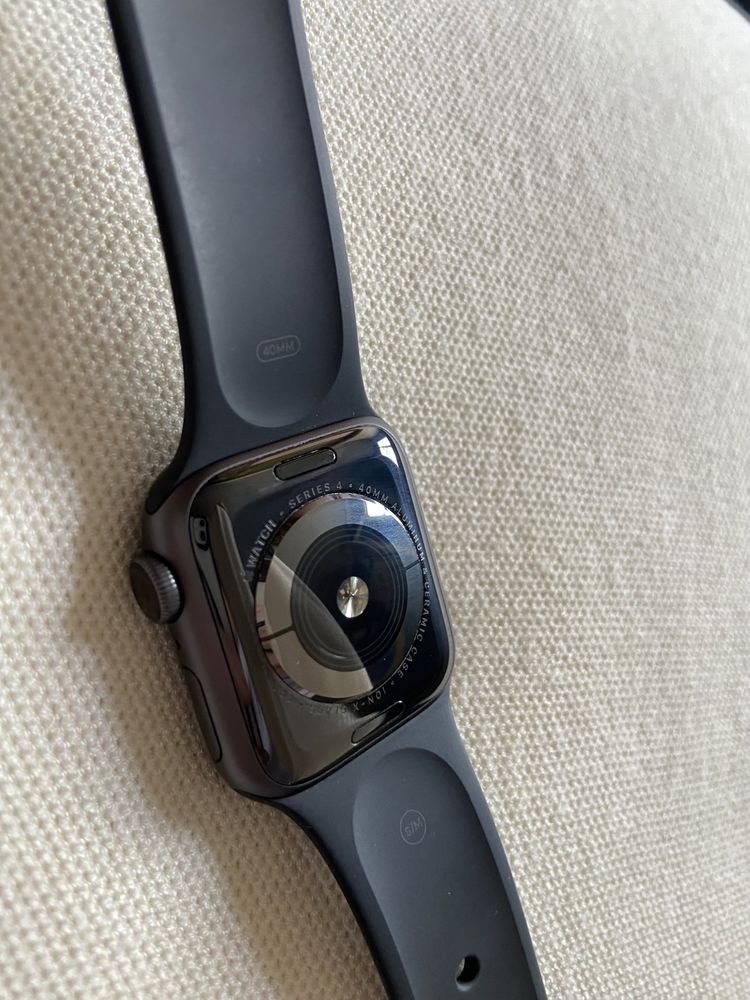 Apple Watch 4-series, 40mm