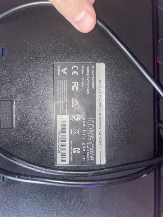 Продам клавиатуру Rapoo