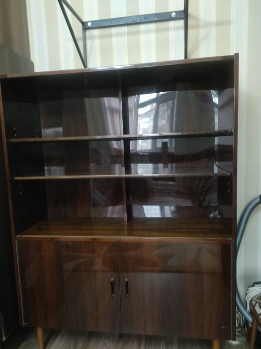 Буу шкаф. Залға, басқа да бөлмеге ұстауға болады