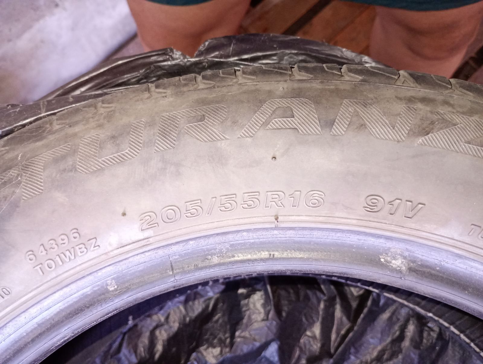 4бр гуми за автомобил 205/55 R16- употребявани