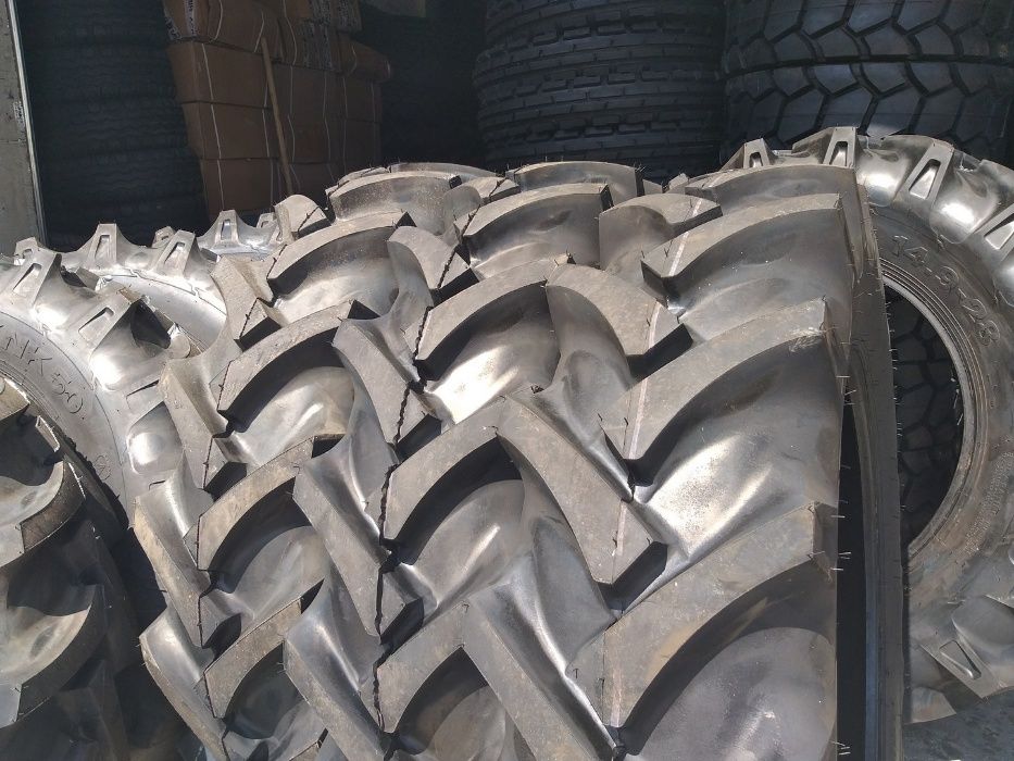 Cauciucuri de tractor 12.4-28 OZKA 8 pliuri anvelope noi