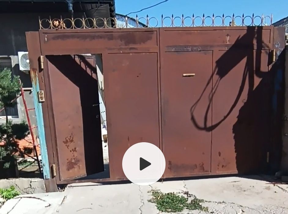 Продам ворота советские, толстый метал, калитка  внутри