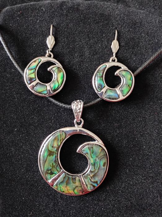 Колье , кулон и серьги Гелиотис перламутр новое подарок женщине