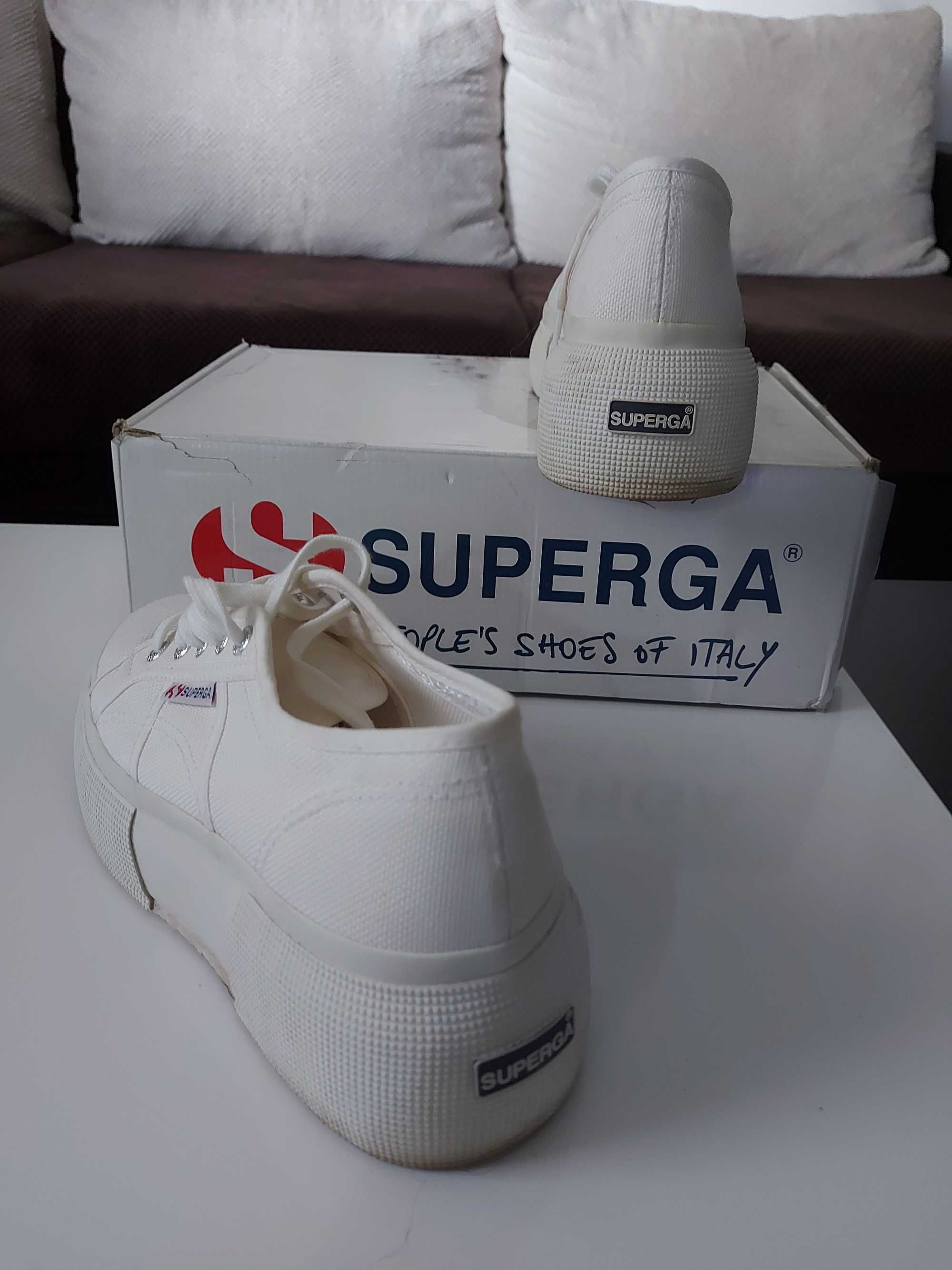 Оригинални бели кецове на Superga * модел 2287 cotu * номер 37