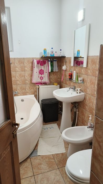 Vand apartament la cheie,bloc nou 2007
