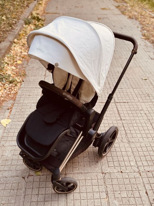 Количка Cybex e-Priam + зимно чувалче