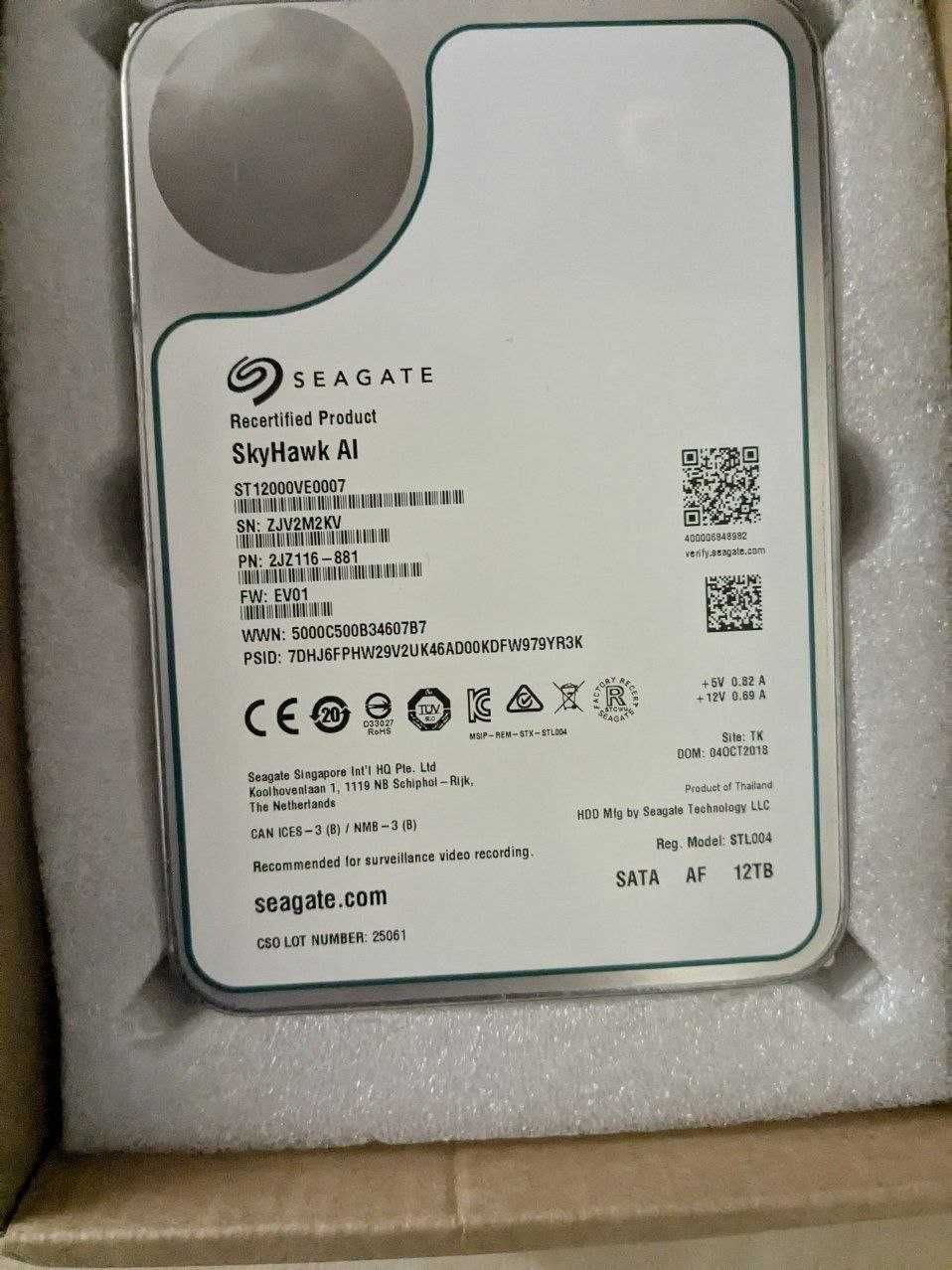 три hdd 3tb, и два по 12тб
