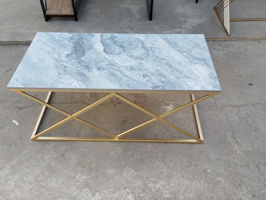 Loft mebel jurnalniy stol