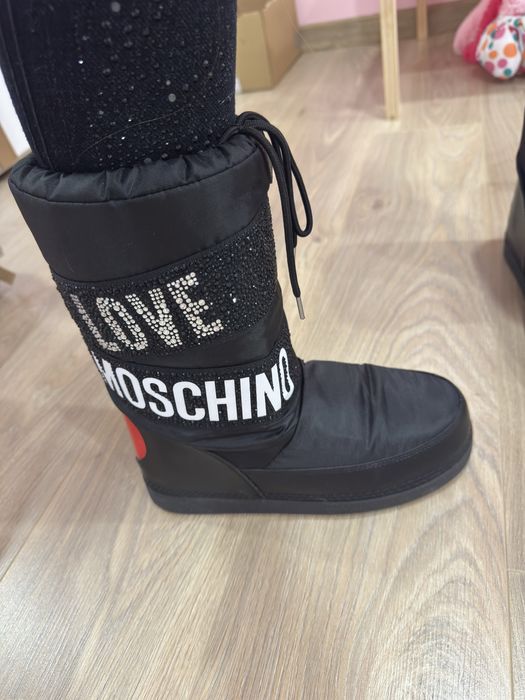 Апрески Love moschino