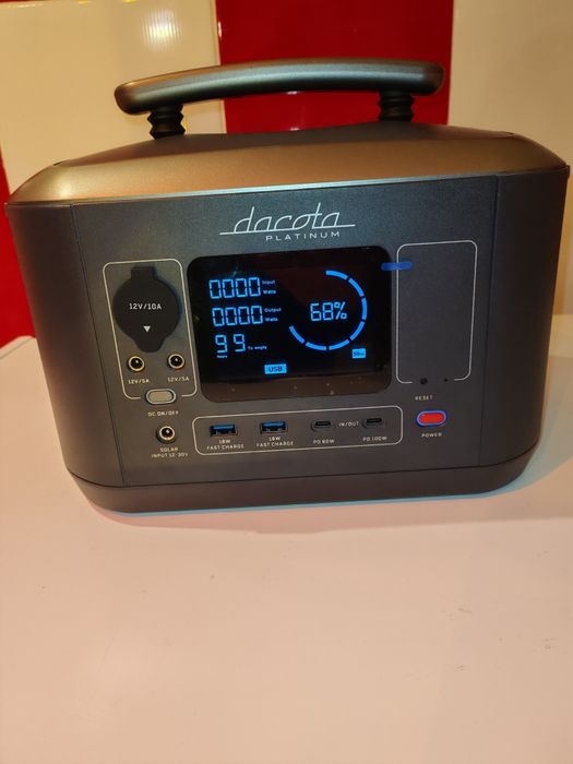 Stație de alimentare portabilă Dacota Platinum DPPS600