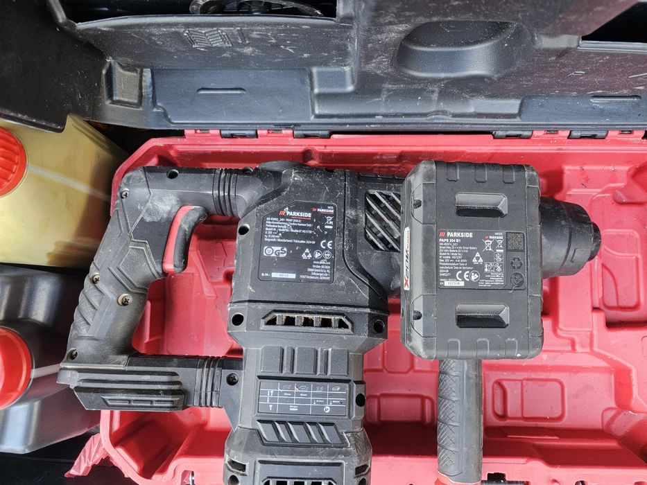 Безчетков Перфоратор Parkside Perfomance PKHAP 2058 А1 + Батерия 4AH