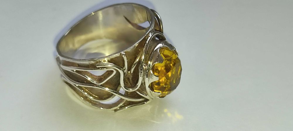 Шикарное серебряное кольцо с камнем ЦИТРИН, разм.20