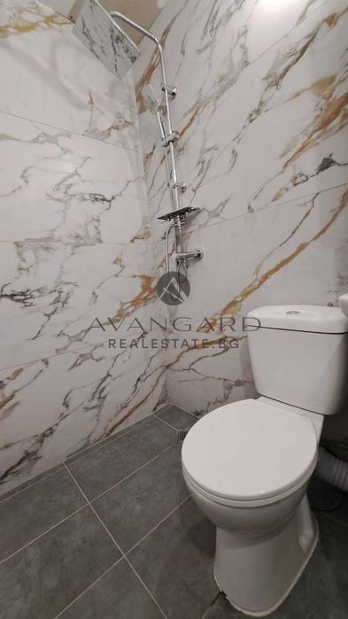 Продава се Многостаен апартамент в Пловдив, Център - 100 кв.м за 1989 €/кв.м - Снимка #8