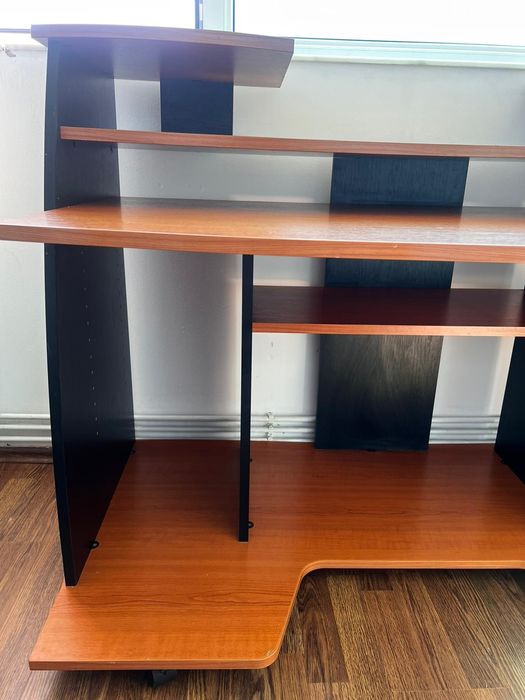 Birou, stare buna pe roţi