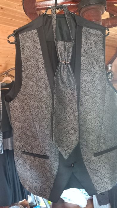 Costum mire-naș..