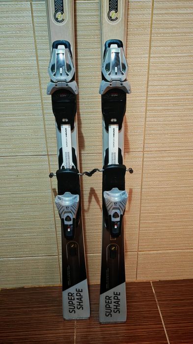 Schiuri/ski Head Supershape e-oroginal 170 cm