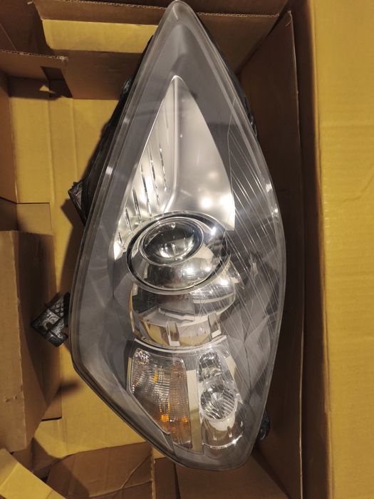 Фарове xenon Zafira B