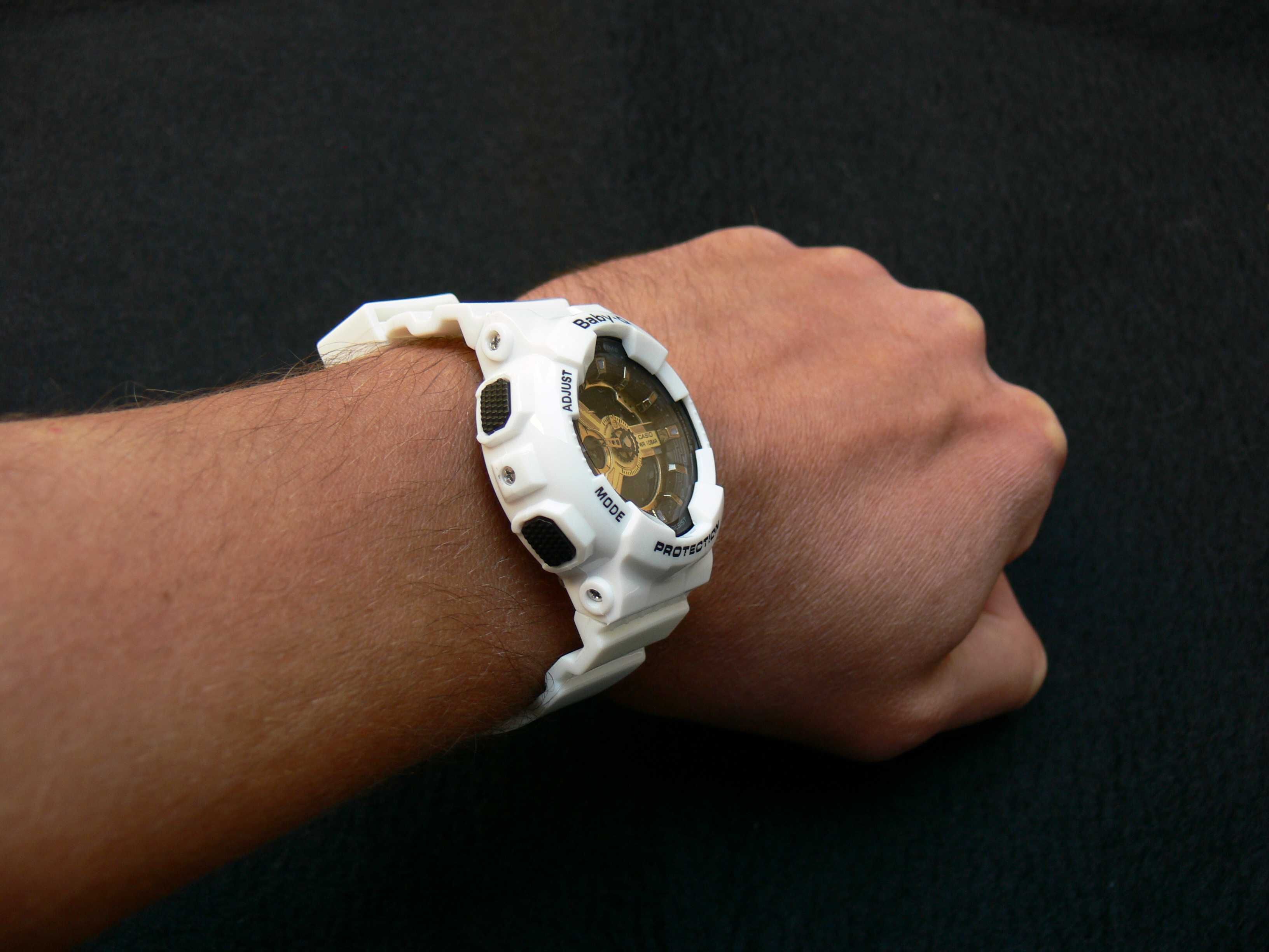 Ceas Sport Dama (Copil) Casio G-SHOCK BABY-G Glossy White&Gold Alb