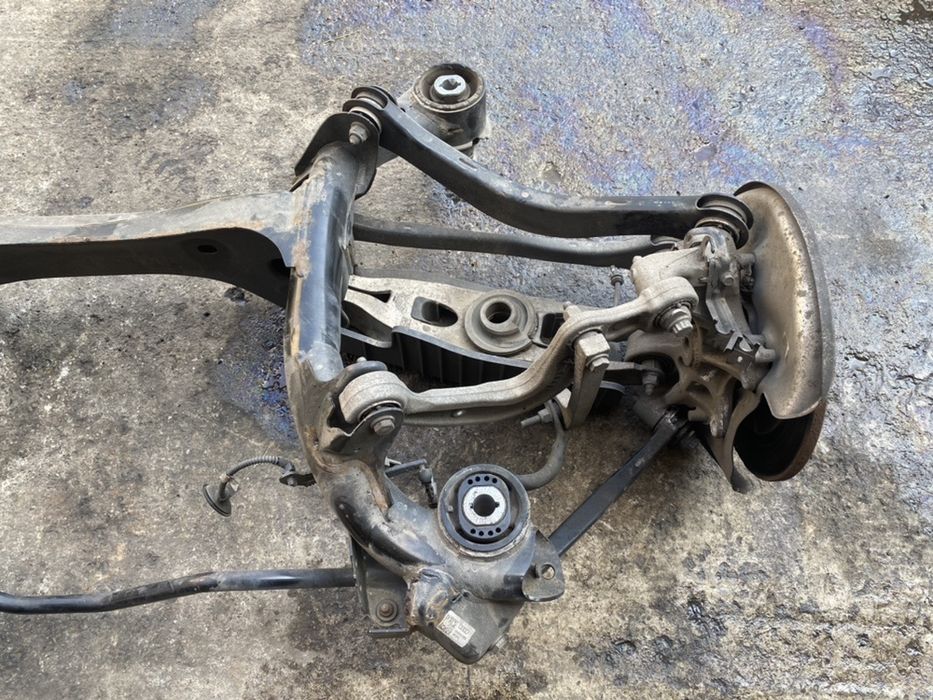 Punte spate completa Audi A4 B9 / A5 8W 2016-2024