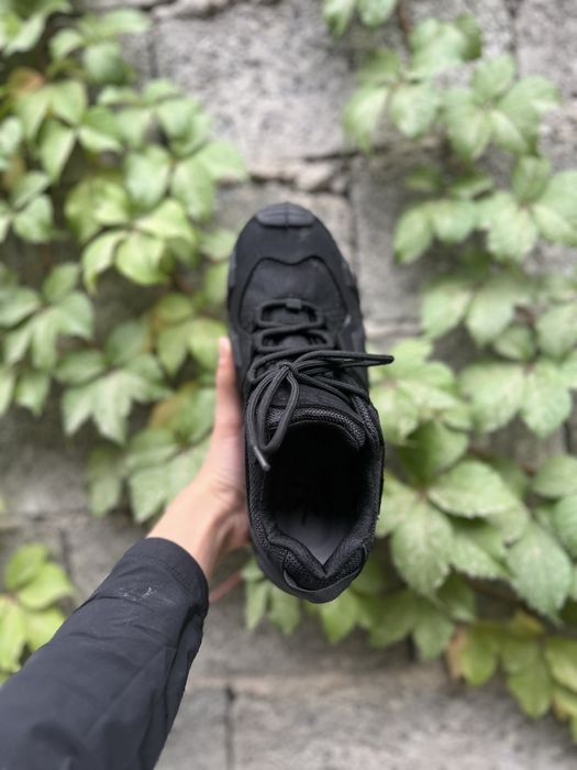 Продаю мужские кроссовки