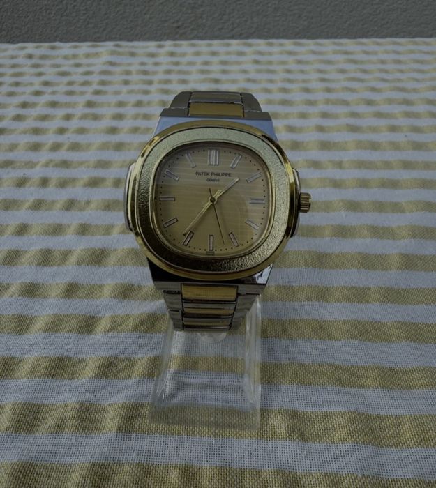 Patek Philippe Nautilus - часовник