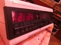 Radio vechi cu ceas Savage