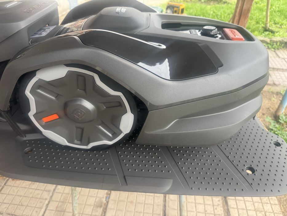 Husqvarna 410xe nera