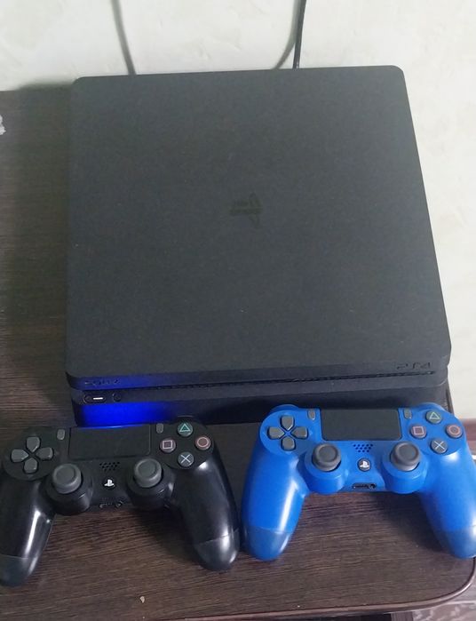 Playstation 4 smil 1 tb