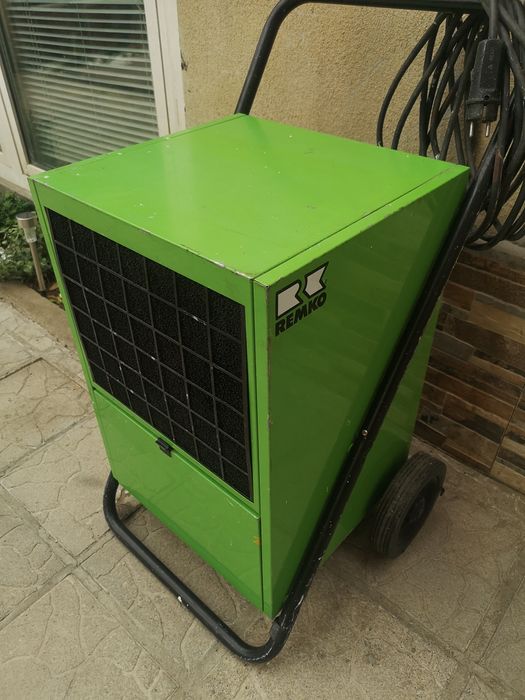 Професионален Влагоуловител REMCO 600м3 /h 55L/24h