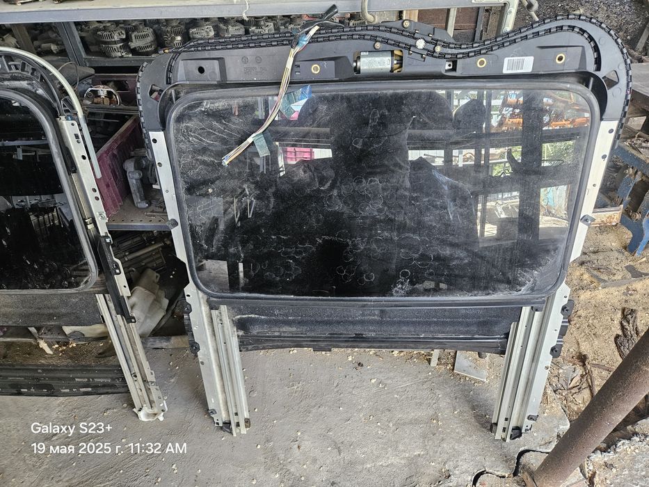 Люк на крышу для тойота коррола