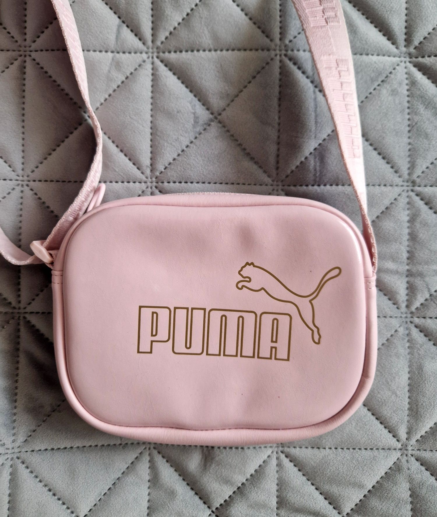 Детска чантичка на Puma