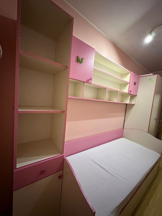 Mobilier complet cameră de fete