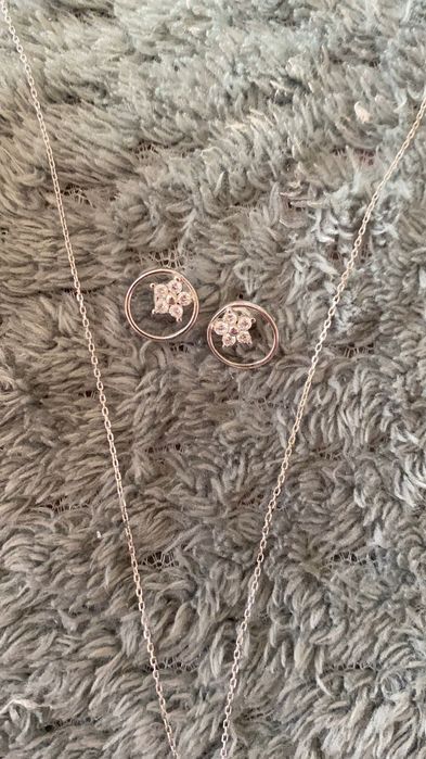 Чисто нов сребърен комплект