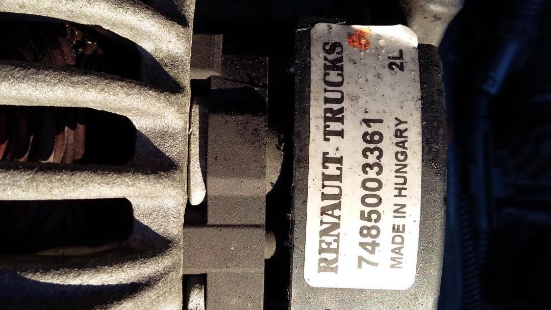 Alternator Renault Magnum Alternator Renault Magnum