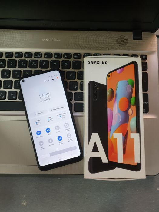 Galaxy A11 (Black) Karopka Dakument Dual Sim Sotiladi.