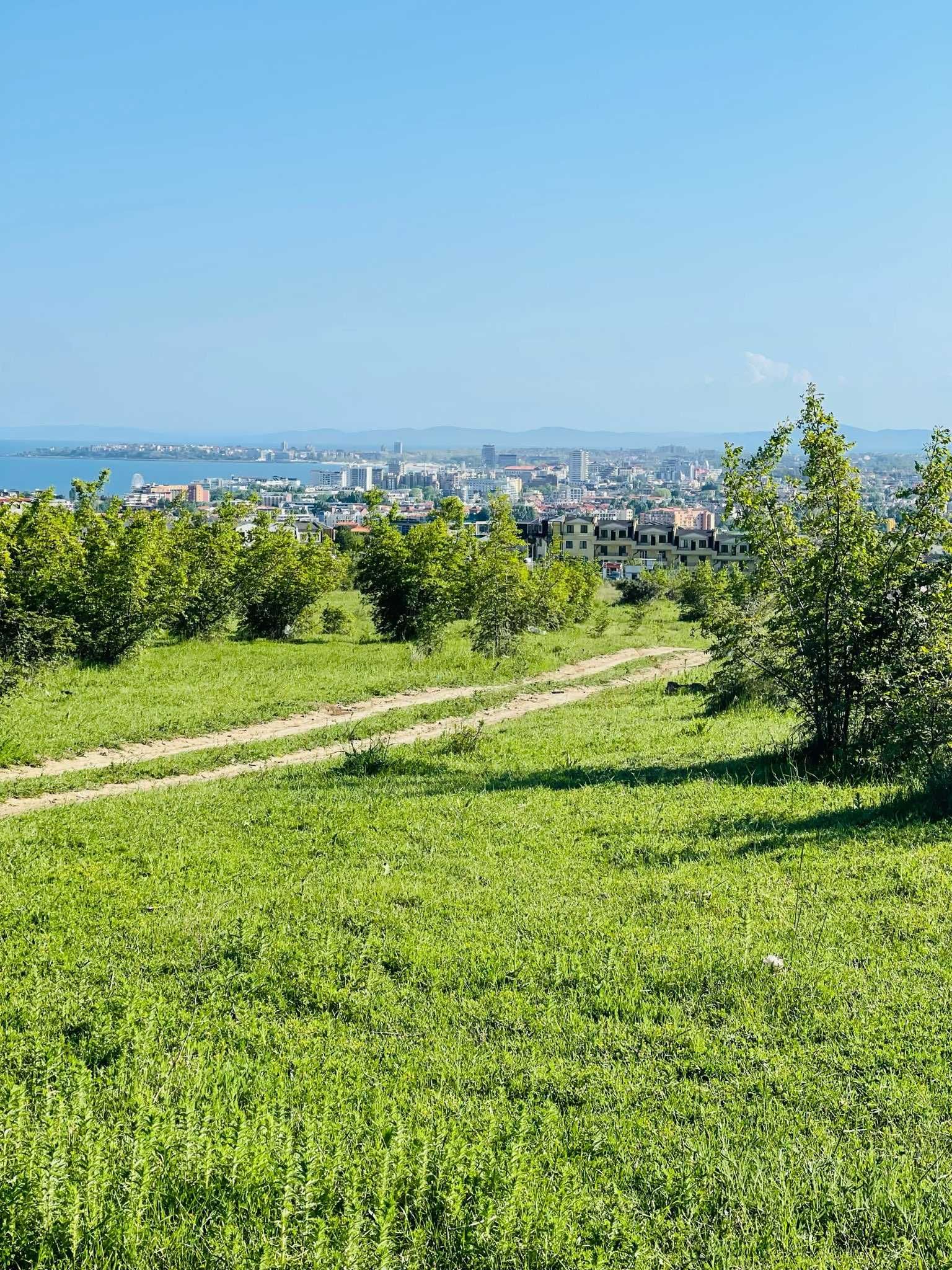 Продава се парцел до Слънчев Бряг