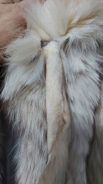 Haina blana naturala vulpe