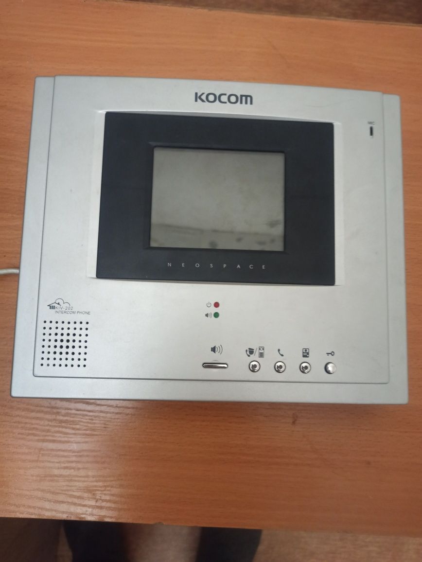 Монитор Kocom в хорошем состоянии